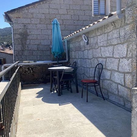 Bel Appartement Au Coeur Du Village De Sartene Extérieur photo