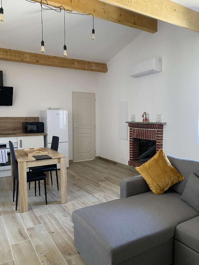 Bel Appartement Au Coeur Du Village De Sartene Extérieur photo